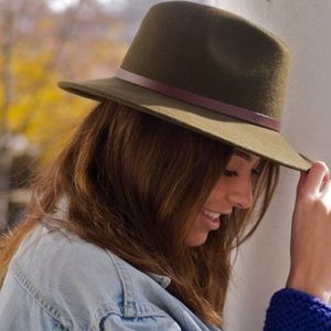 NWT Hunter Green Fedora